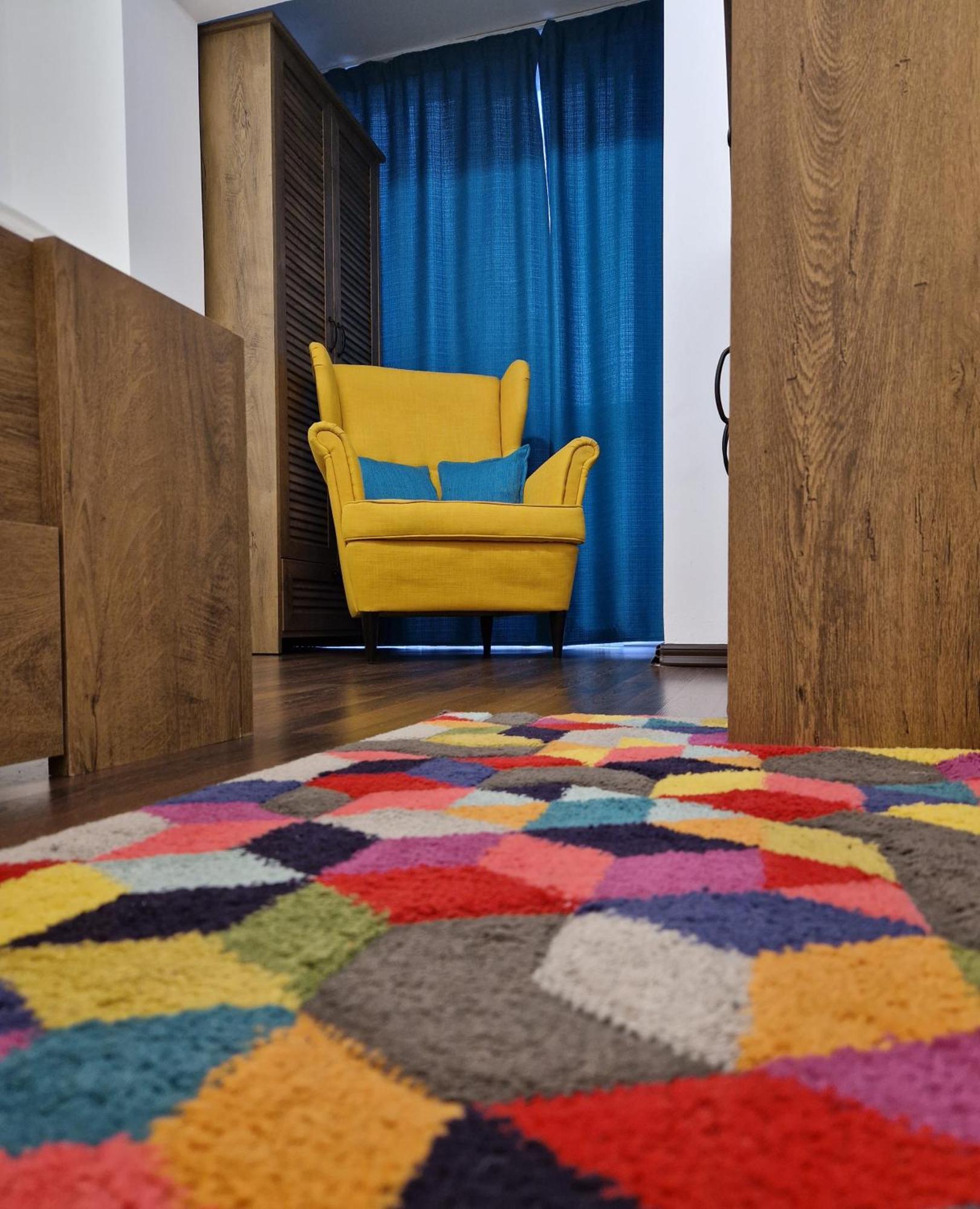 House Of Colors Apartment Petrosani Bagian luar foto